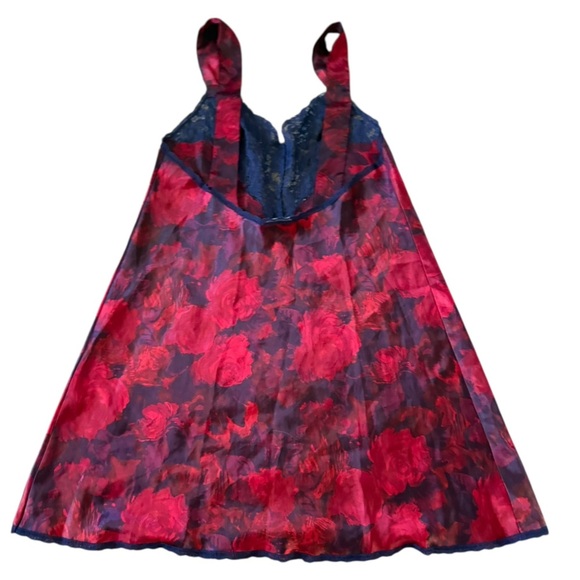 Vanity Fair Red & Blue Satin Chemise – Size M - Picture 2 of 5